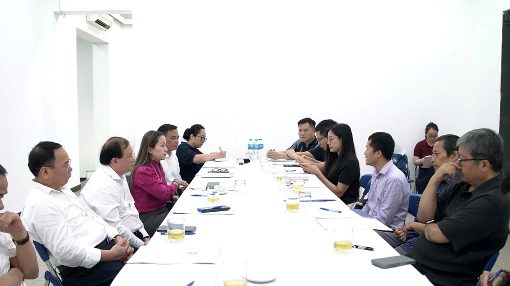 Chấm chọn mẫu thiết kế biểu trưng (logo), bộ nhận diện hình ảnh Năm APEC Việt Nam 2027 - ảnh 2