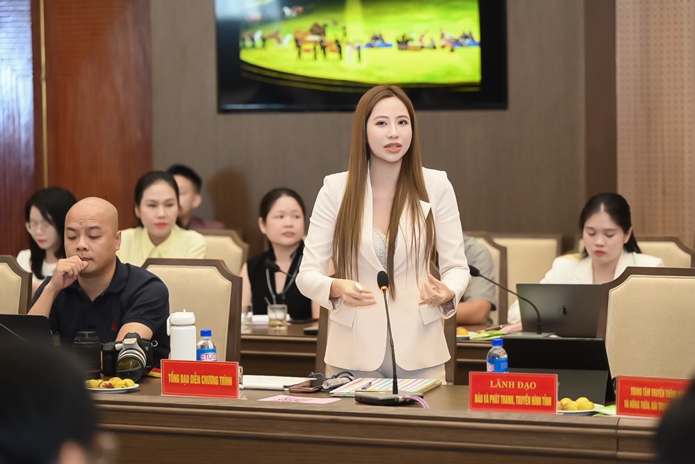Đạo diễn Lê Hải Yến: “Tôi muốn từ tình yêu của hai người mở ra một vòng yêu lớn hơn” - ảnh 2