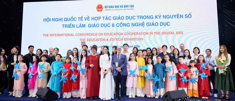 Ca sĩ trẻ Ngô Tuệ Mẫn đưa “Xẩm Hà Nội” đến sân khấu quốc tế - ảnh 4