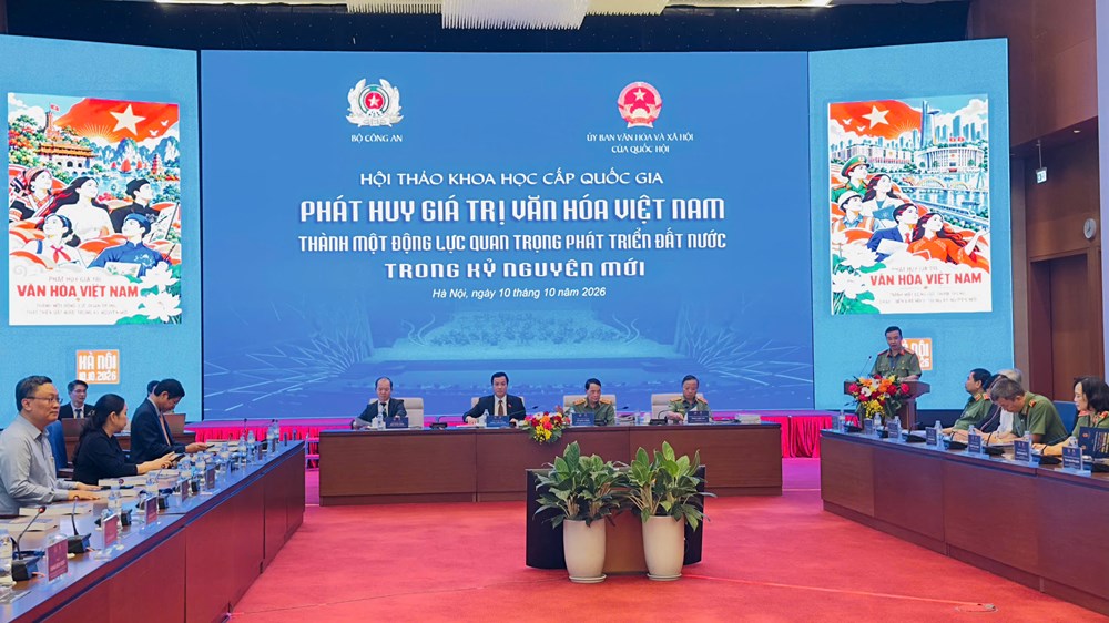 Xây dựng môi trường văn hóa lành mạnh – “phòng tuyến từ gốc” bảo vệ an ninh con người - ảnh 5