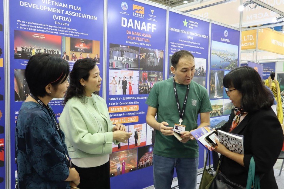 VFDA khai trương Gian hàng Điện ảnh Việt Nam tại BIFF 2026 - ảnh 5