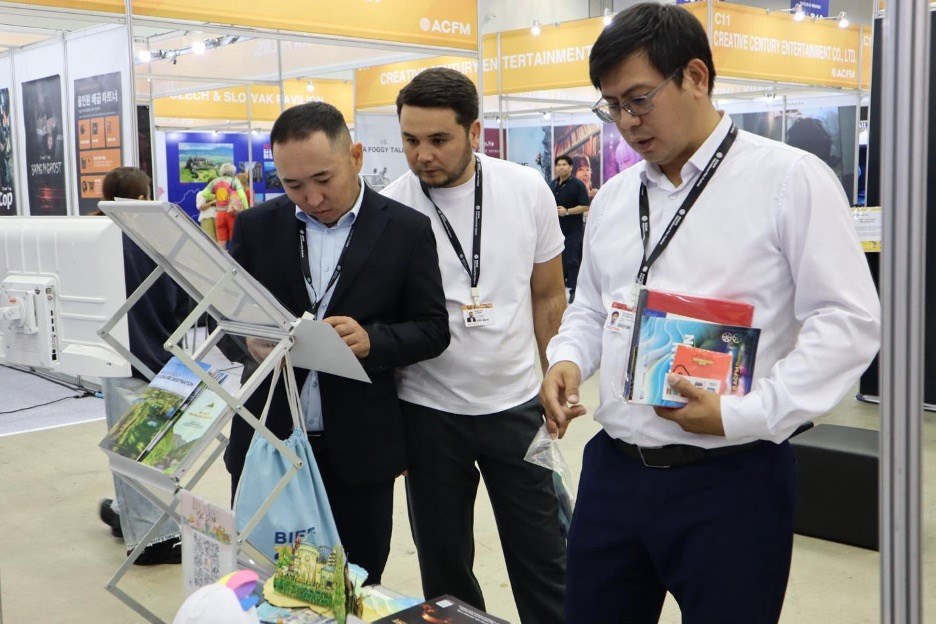 VFDA khai trương Gian hàng Điện ảnh Việt Nam tại BIFF 2026 - ảnh 8