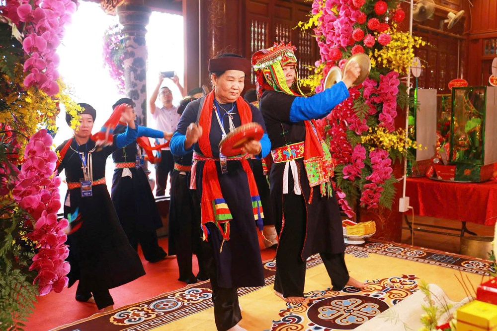 Gìn giữ nét đẹp văn hóa người Tày Khao - ảnh 6
