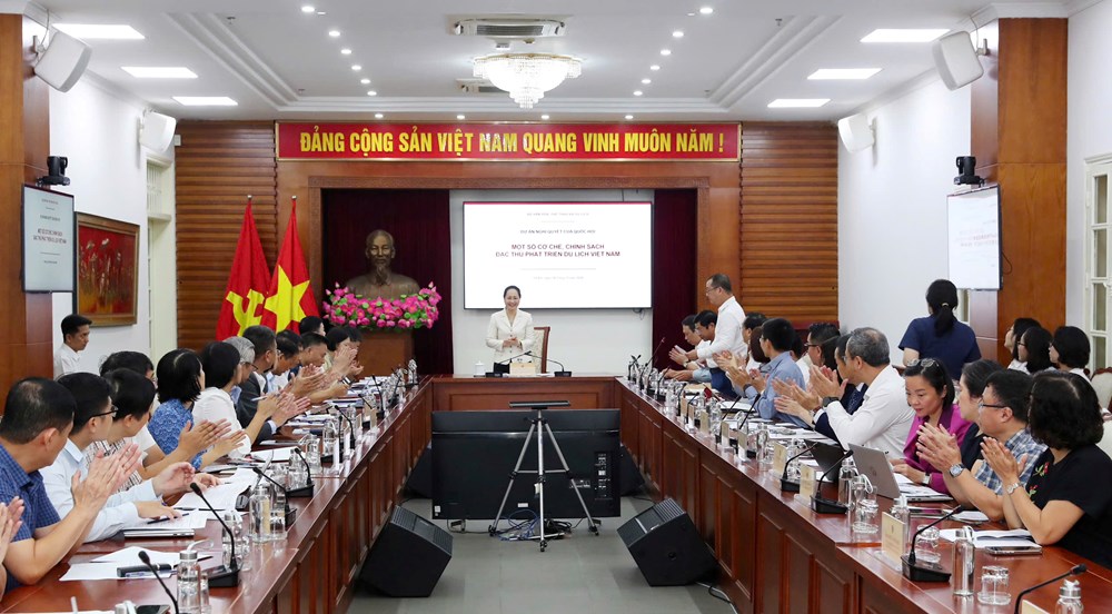 Tháo gỡ điểm nghẽn, khơi thông nguồn lực và tạo động lực mới cho ngành du lịch phát triển - ảnh 7
