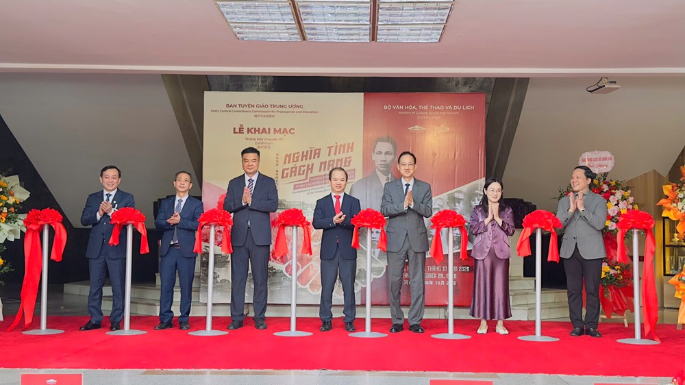 Hơn 100 hình ảnh, hiện vật về “Nghĩa tình cách mạng – Những đồng chí Việt Nam tham gia Khởi nghĩa Quảng Châu“ - ảnh 1