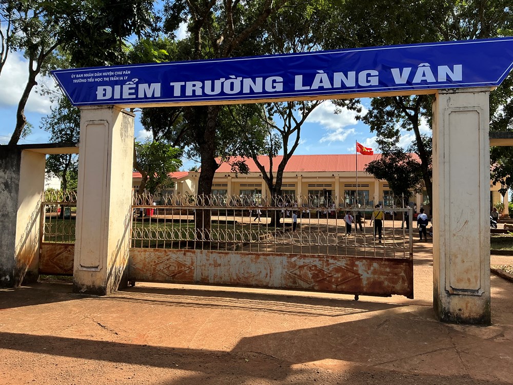 Các trường từ mầm non đến THCS sẽ do cấp xã quản lý - ảnh 1