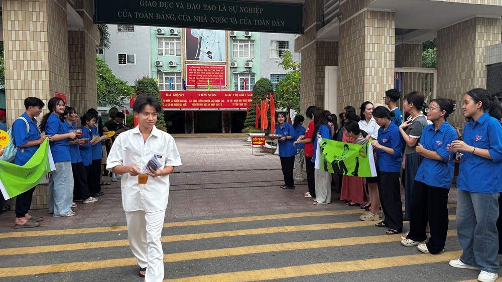 Đề thi môn Toán có tính phân hoá - ảnh 1