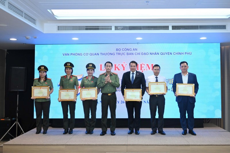 Tạp chí Nhân quyền Việt Nam đã có một bước phát triển mới - ảnh 2