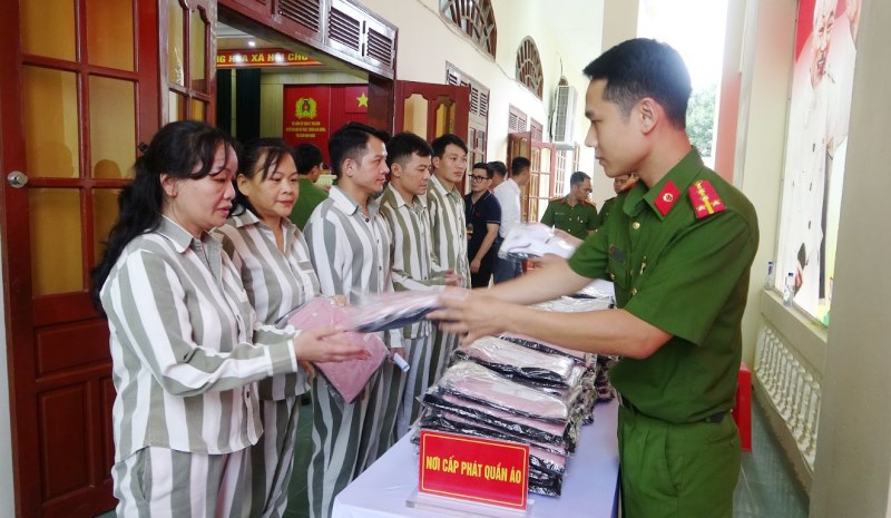 Chính sách đặc xá của Việt Nam không phân biệt dân tộc, tôn giáo, quốc tịch - ảnh 2