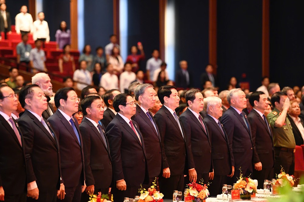 Hàng triệu con tim chung một cảm xúc thiêng liêng, phấn khởi, tự hào - ảnh 2