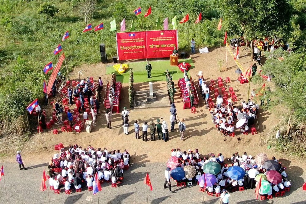 Rộn ràng mùa trung thu trong các  lớp học và khu dân cư - ảnh 3