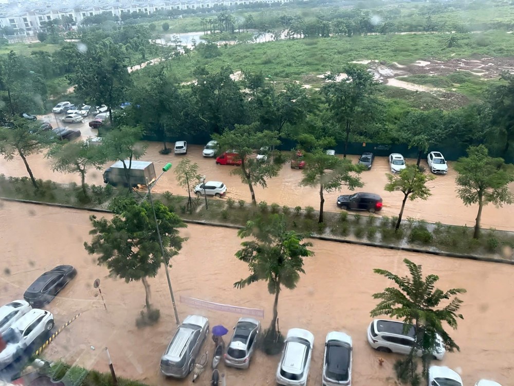 Hà Nội: Nhiều trường cho học sinh học trực tuyến - ảnh 2