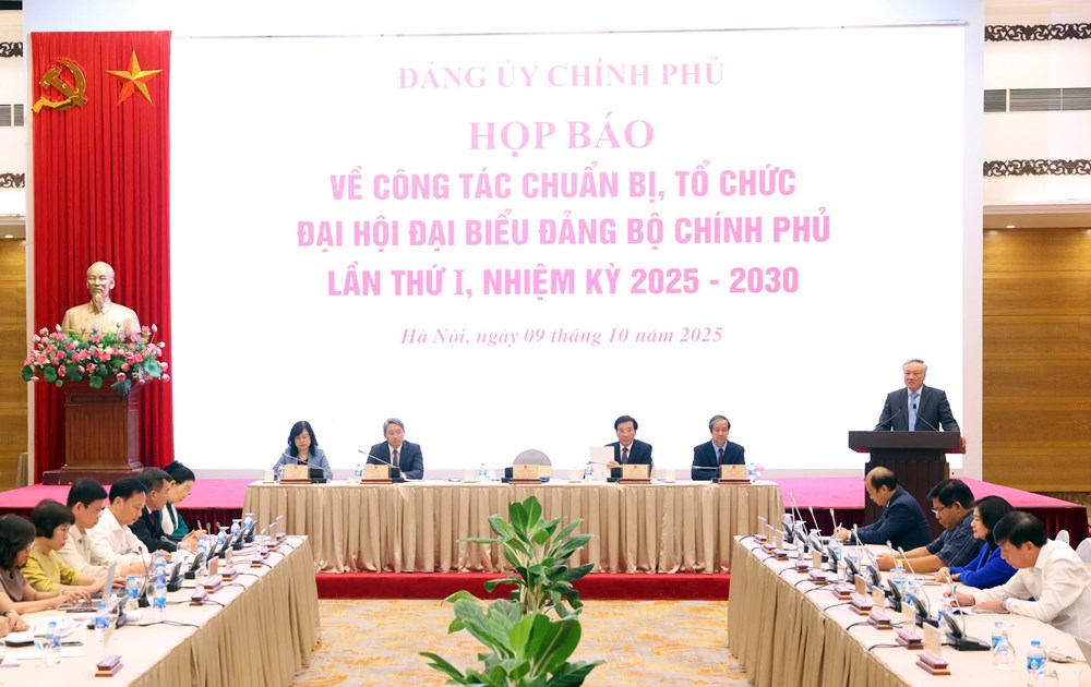 Xây dựng Đảng bộ Chính phủ trong sạch, vững mạnh, đoàn kết, gương mẫu - ảnh 2