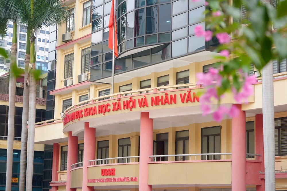 Định hướng đào tạo và nghiên cứu khoa học xã hội và nhân văn trong bối cảnh mới - ảnh 1