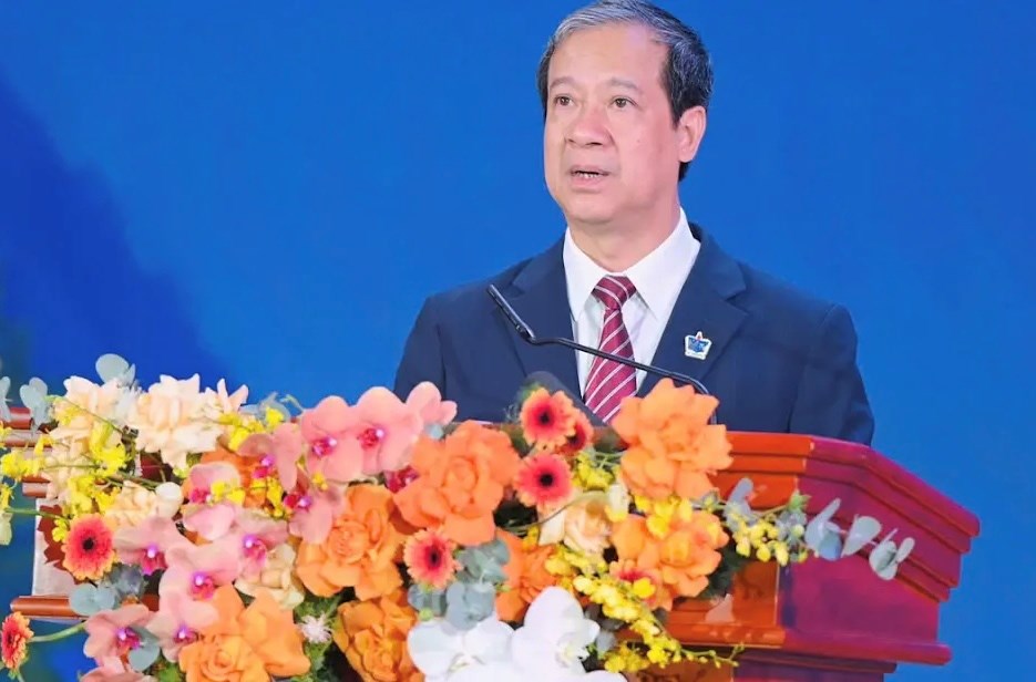 Chủ tịch nước Lương Cường dự Lễ kỉ niệm ngày Nhà giáo Việt Nam và Đại hội Thi đua yêu nước - ảnh 2