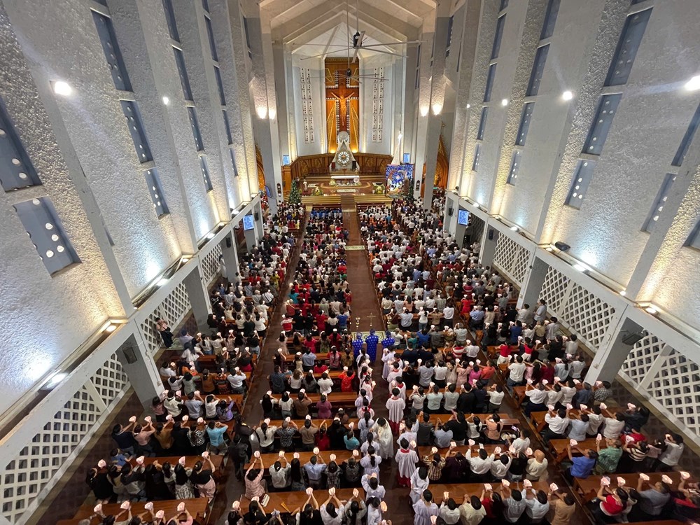 Giáng sinh an lành nơi Giáo xứ Chánh toà Long Xuyên - ảnh 7