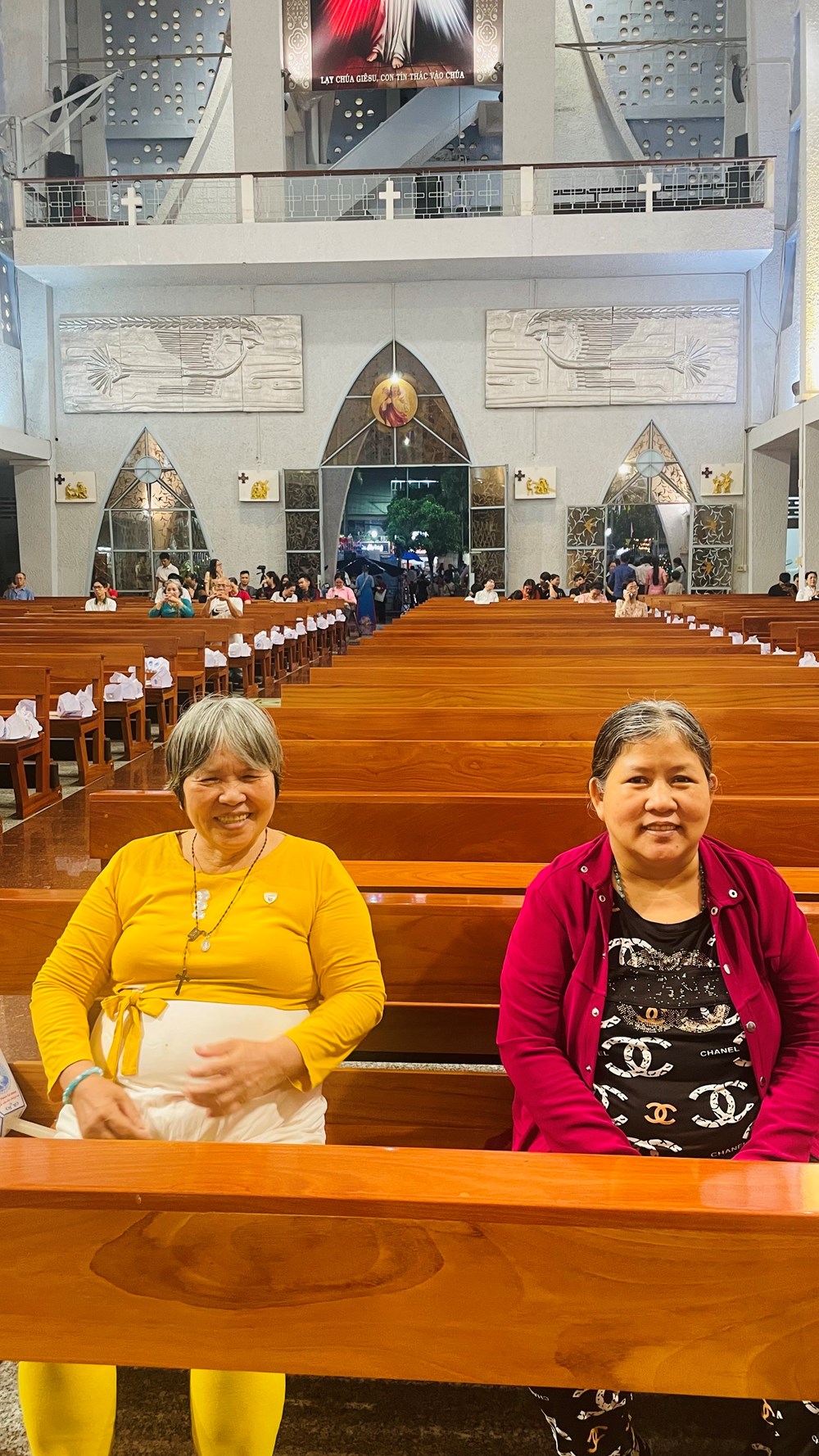 Giáng sinh an lành nơi Giáo xứ Chánh toà Long Xuyên - ảnh 2