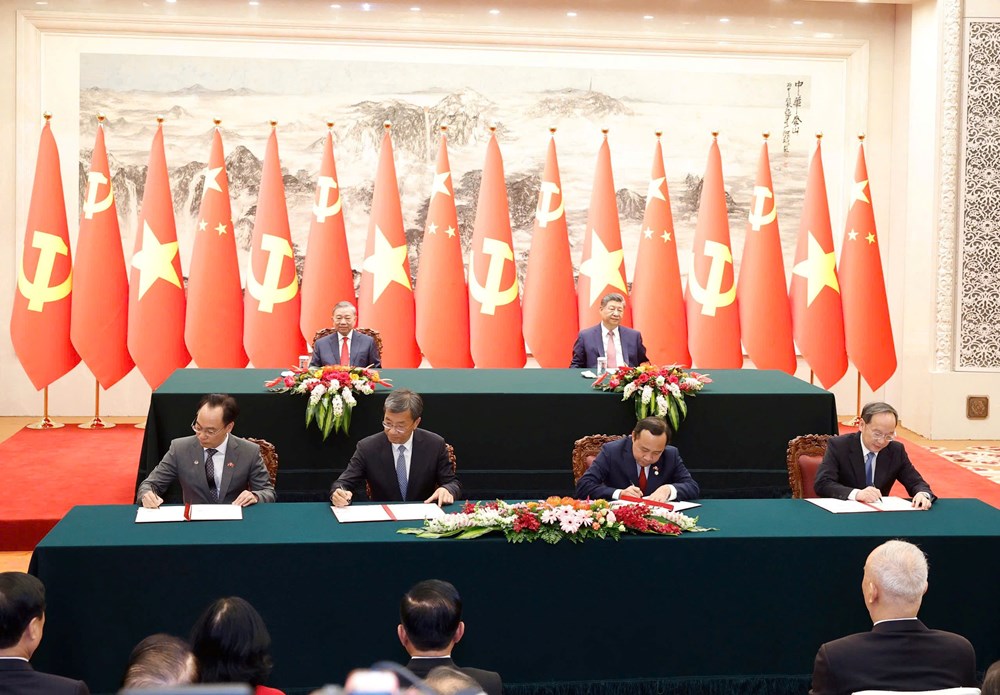 Việt Nam – Trung Quốc ký Bản ghi nhớ hợp tác giáo dục nghề nghiệp - ảnh 1