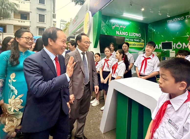 Hỗ trợ học sinh, sinh viên khởi nghiệp là nhiệm vụ chiến lược quốc gia - ảnh 3