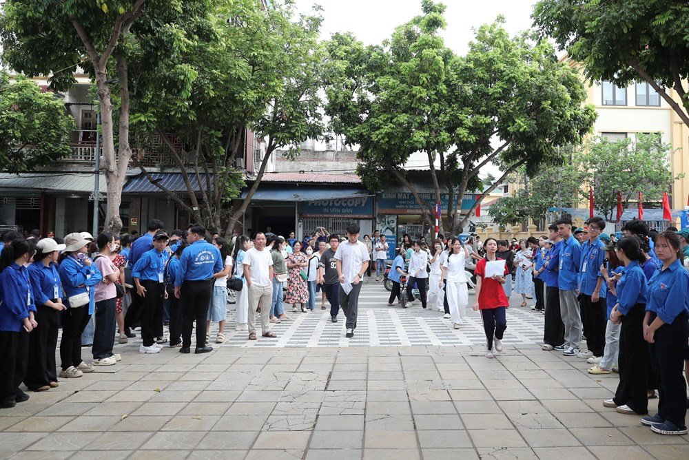 Hai thí sinh vi phạm quy chế ngày đầu thi lớp 10  - ảnh 1