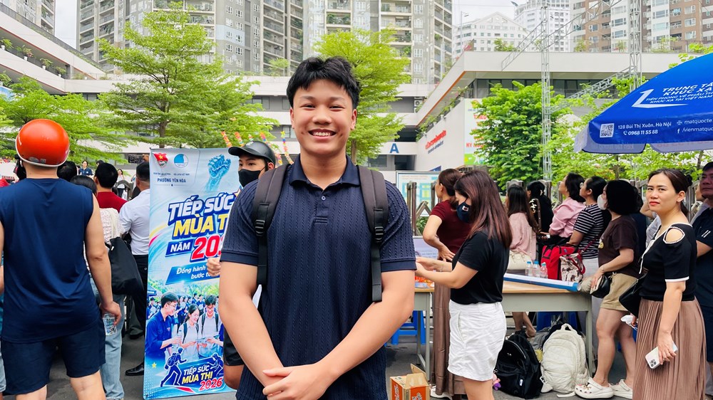 Kết thúc ngày thi thứ nhất tốt nghiệp THPT với tâm lý tự tin - ảnh 2