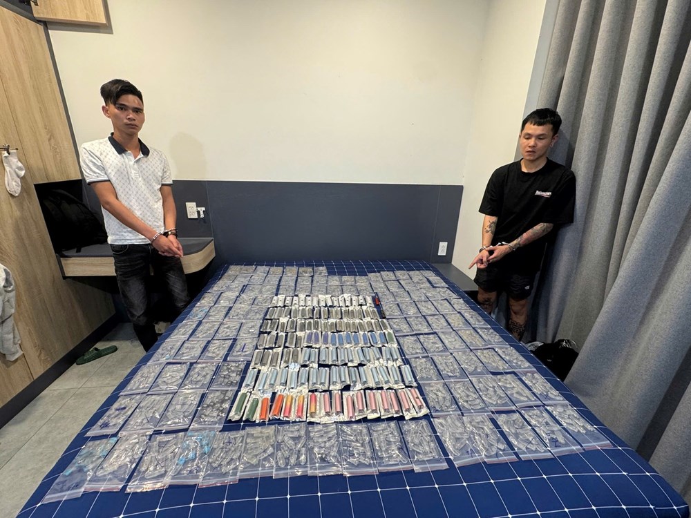 Triệt phá đường dây ma túy Etomidate đội lốt Pod Chill, bắt giữ và xử lý 37 đối tượng - ảnh 1