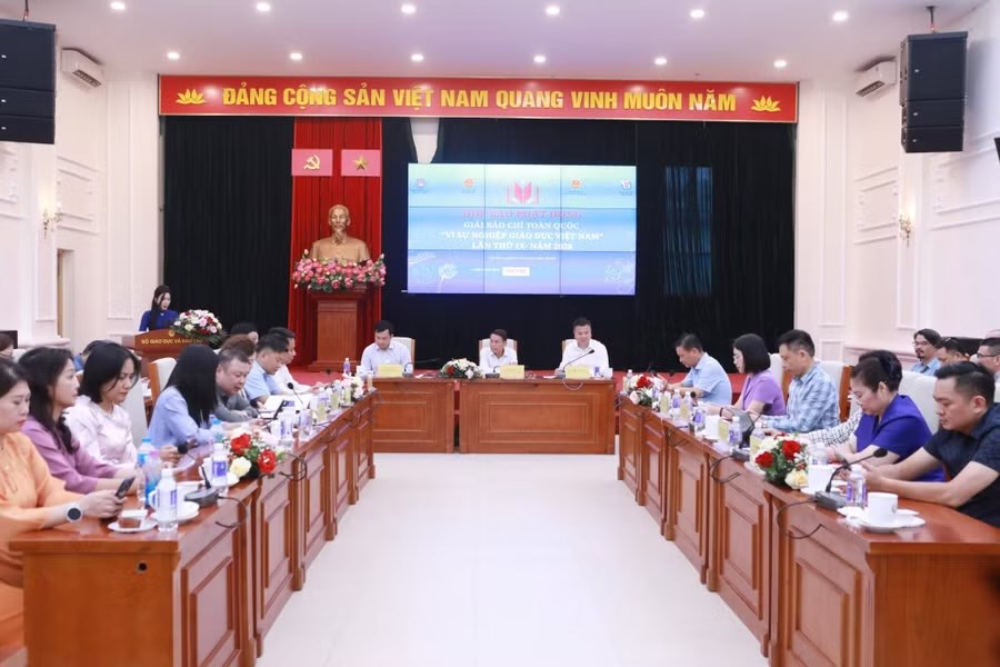 Phát động Giải Báo chí toàn quốc “Vì sự nghiệp Giáo dục Việt Nam” lần thứ IX năm 2026 - ảnh 1