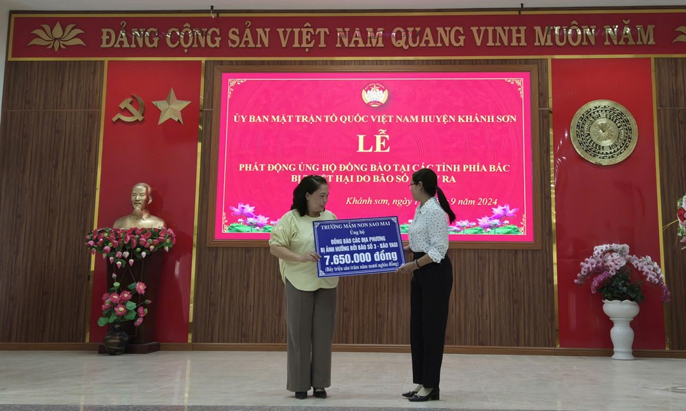 Huyện miền núi Khánh Sơn quyên góp, hỗ trợ các tỉnh phía Bắc - ảnh 2
