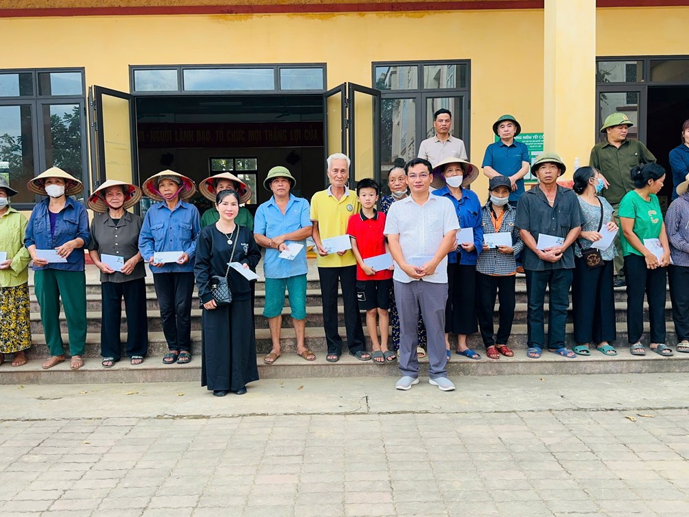 Hỗ trợ 200 triệu đồng cho đồng bào vùng lũ Yên Bái - ảnh 1