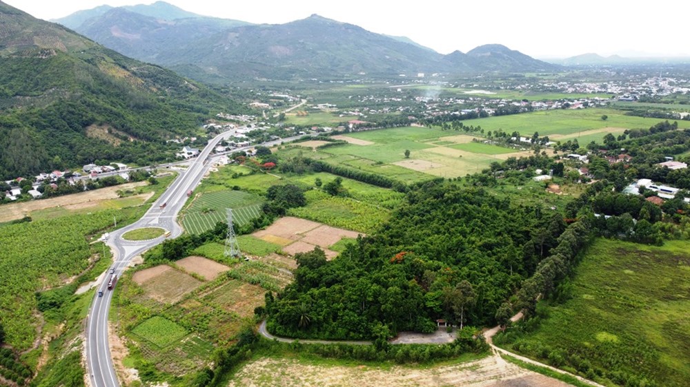 Bài 1 - Xây dựng tour du lịch “Theo dấu chấn bác sĩ Alexandre Yersin“ - ảnh 1