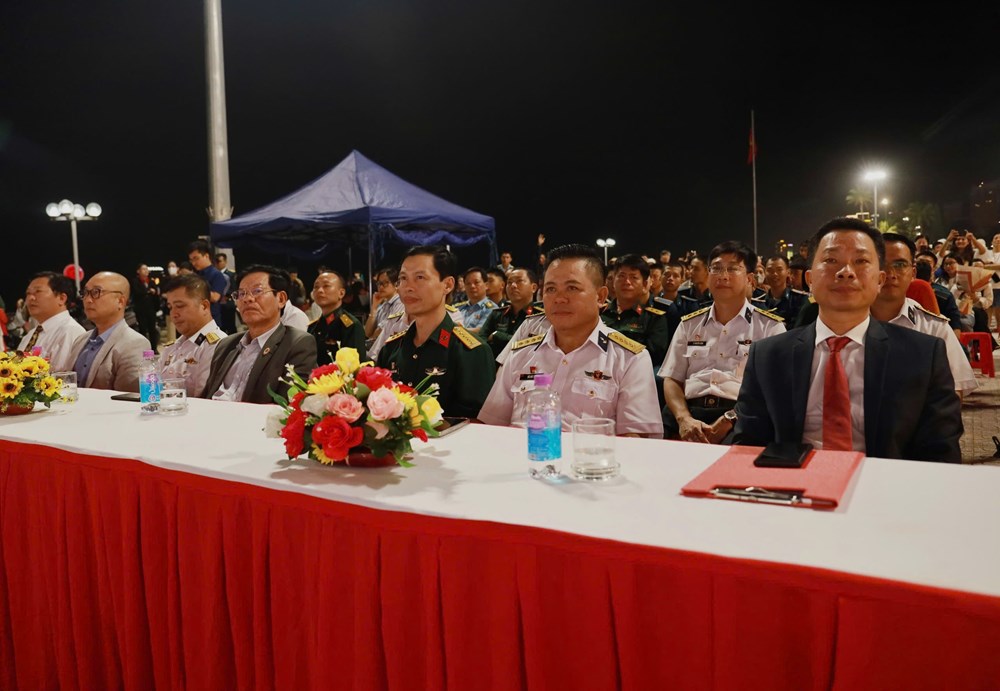 Khai mạc Liên hoan Chiến sĩ hát và hát về chiến sĩ - ảnh 3