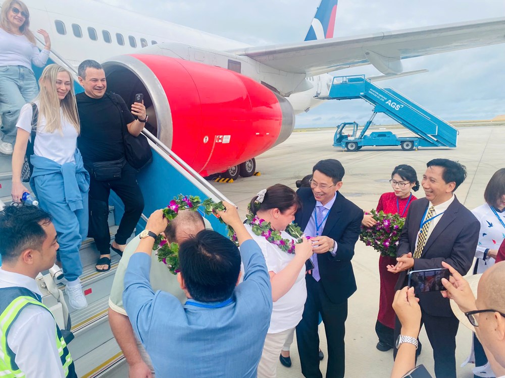 Khánh Hòa nồng nhiệt chào đón du khách xứ Bạch Dương trở lại - ảnh 3