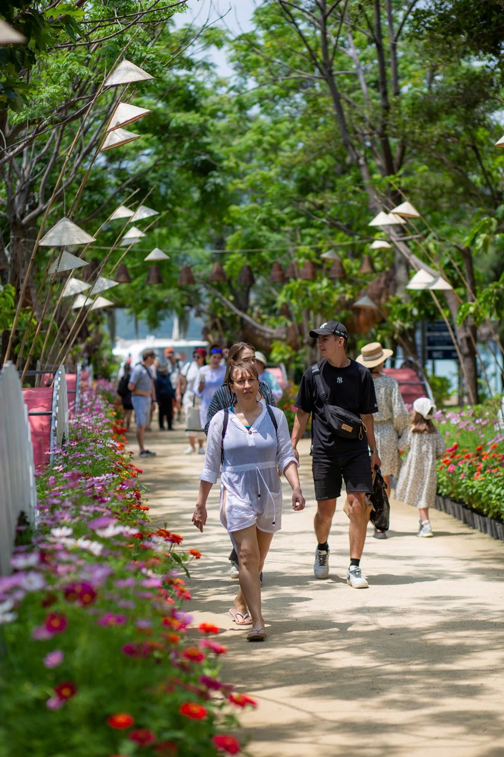 Khánh Hòa: “Bội thu” du lịch dịp lễ 30.4 - 1.5 - ảnh 4