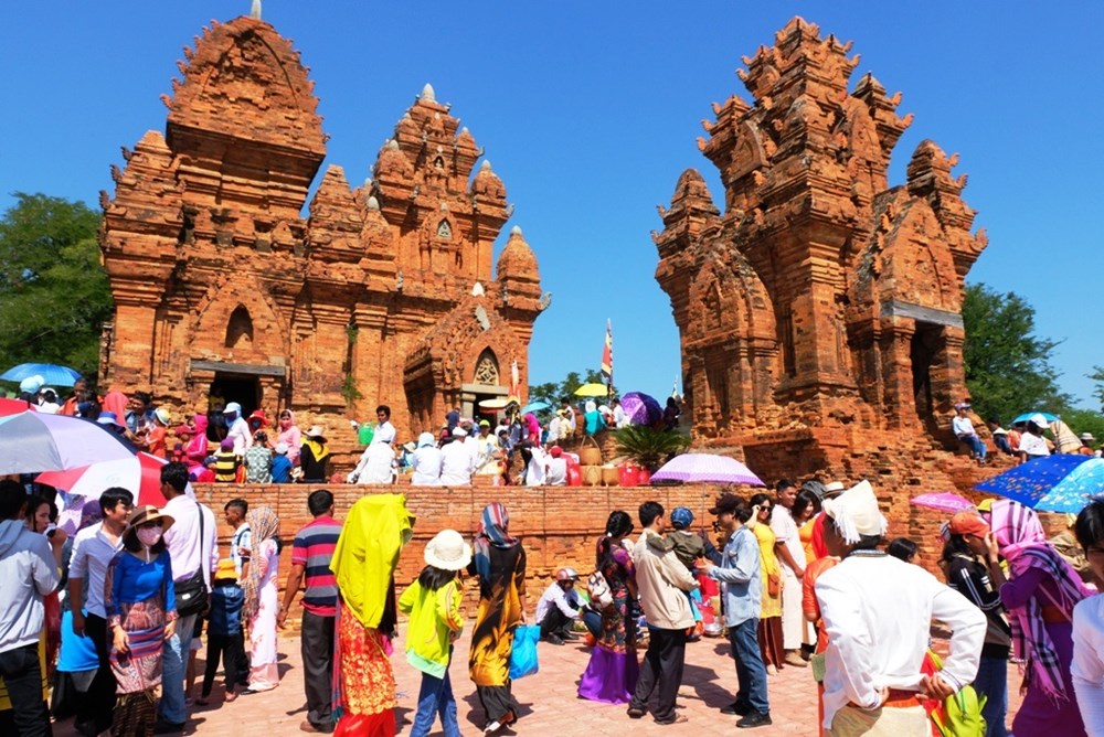 Kết nối du lịch “xứ sở của nắng và gió” với đại ngàn Tây Nguyên - ảnh 1