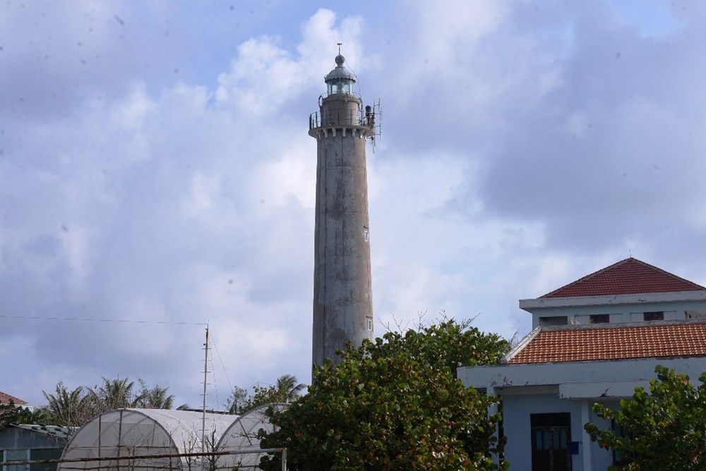 Bài 1 - Biển, đảo là quê hương - ảnh 2