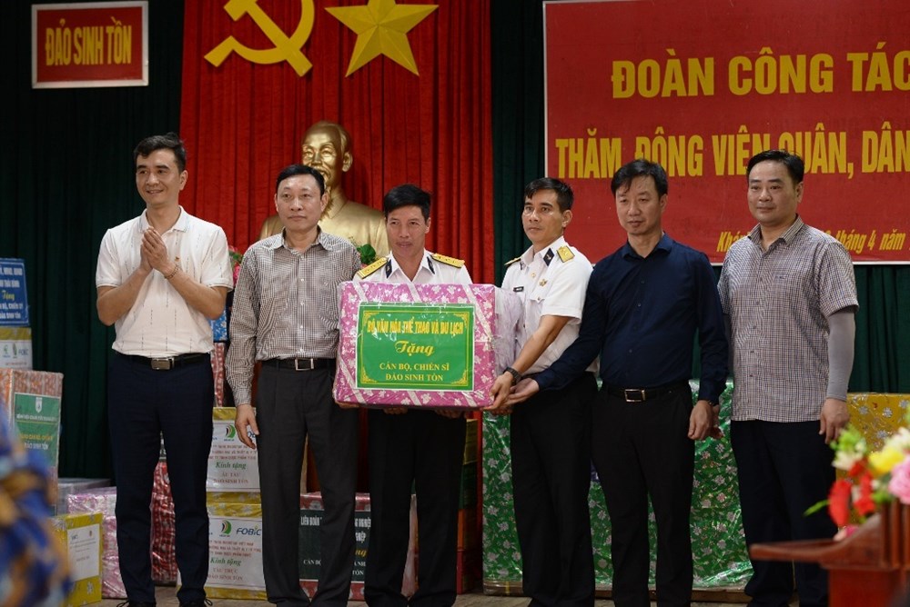  Bài 1 - Biển, đảo là quê hương - ảnh 6