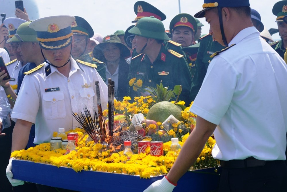 Bài 2 - Bản hùng ca bất tử - ảnh 2