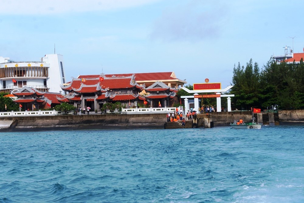 Bài 2 - Bản hùng ca bất tử - ảnh 5