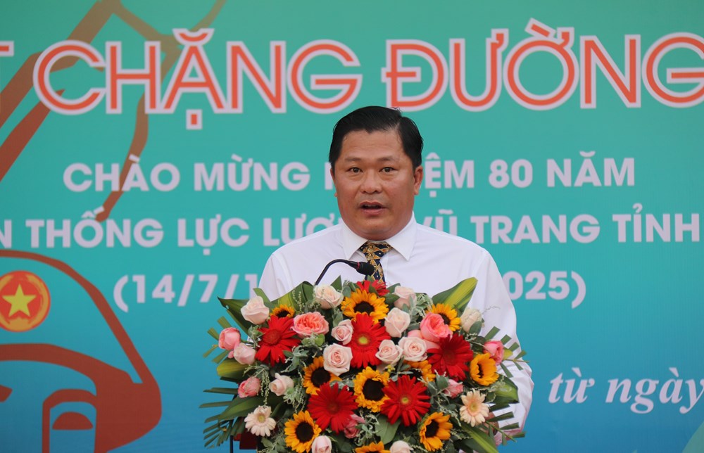 Khánh Hòa: Khai mạc triển lãm ảnh “80 năm – một chặng đường vinh quang” - ảnh 2