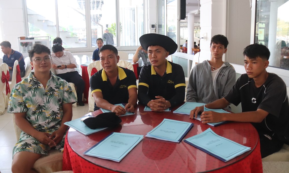 Khánh Hòa: Tổ chức tập huấn bơi lặn và cứu hộ chuyên nghiệp cho hơn 80 học viên - ảnh 3