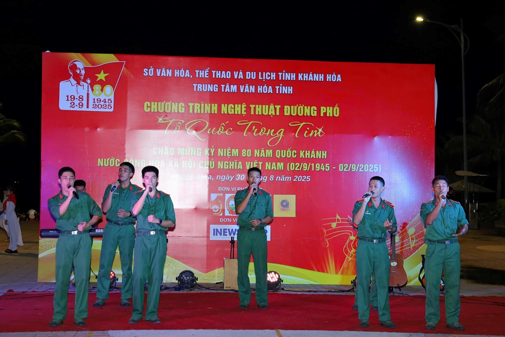 Khánh Hòa: Chương trình nghệ thuật “Tổ quốc trong tim” chào mừng Quốc khánh - ảnh 3