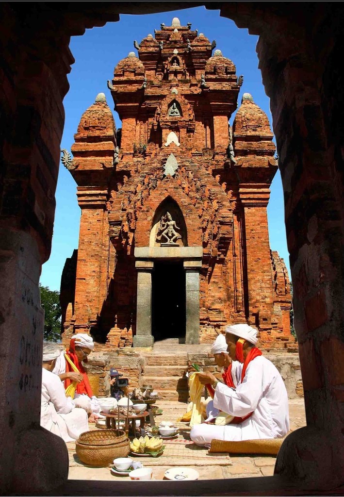 Khám phá 4 ngôi tháp Chăm nổi tiếng ở Khánh Hòa - ảnh 4