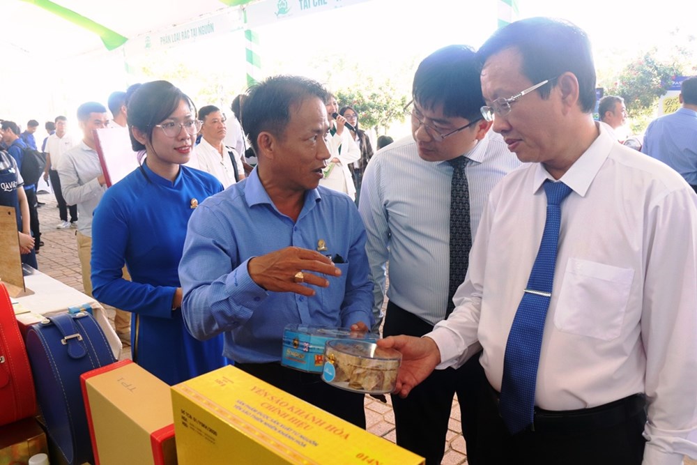 Khánh Hòa hướng đến điểm đến xanh toàn diện - ảnh 6
