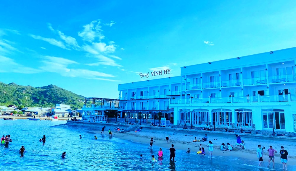Tận hưởng nghỉ dưỡng, trải nghiệm tuyệt vời tại Resort Vĩnh Hy - ảnh 9