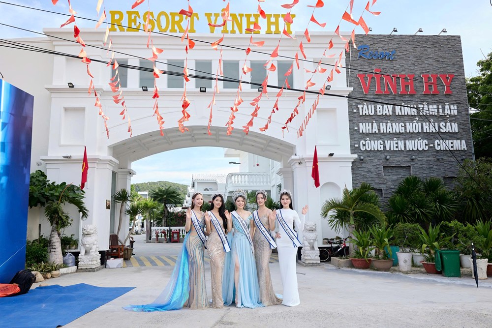 Tận hưởng nghỉ dưỡng, trải nghiệm tuyệt vời tại Resort Vĩnh Hy - ảnh 1