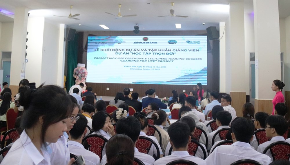 Khởi động Dự án chiến lược "Học tập trọn đời" - ảnh 1
