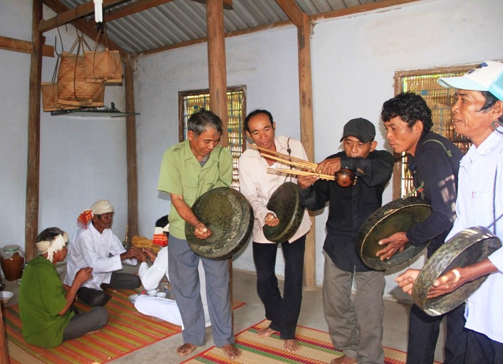 Bài 2 – Khai thác đa dạng nguồn lực văn hóa các dân tộc và làng nghề - ảnh 13