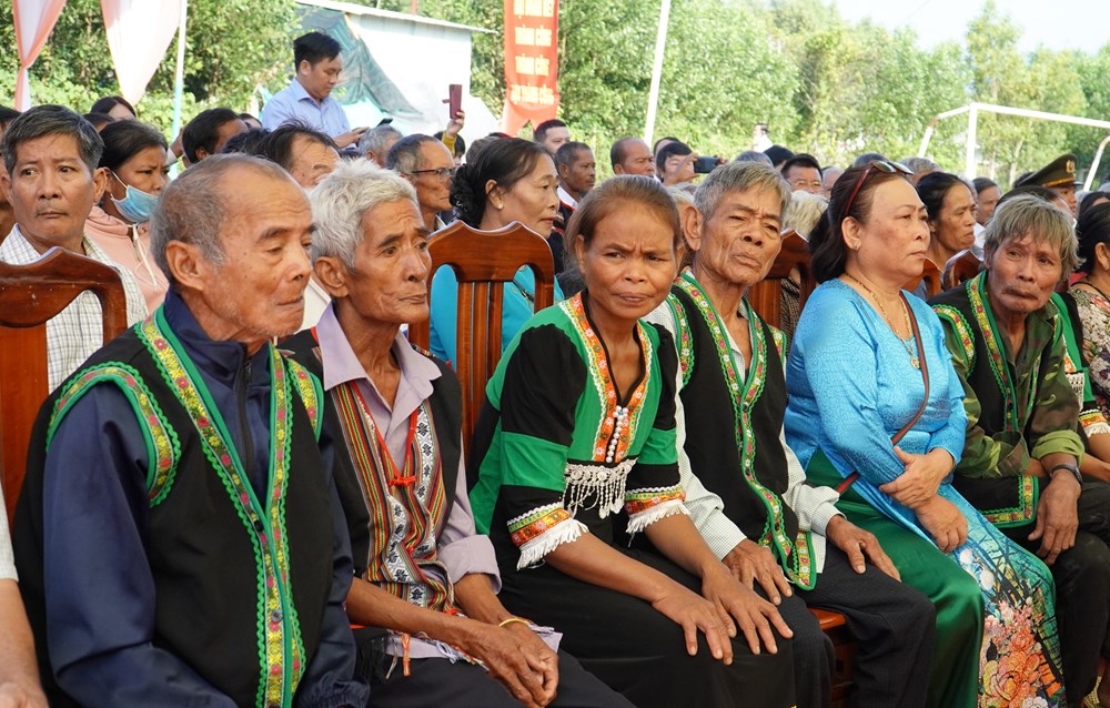 Phó Thủ tướng Mai Văn Chính dự Ngày hội Đại đoàn kết toàn dân tộc tại Khánh Hòa - ảnh 3