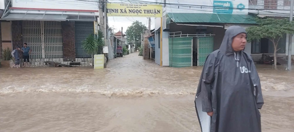 Khánh Hòa: Mưa lũ, sạt lở khiến 7 người chết, 1 người mất tích, 19 người bị thương - ảnh 4