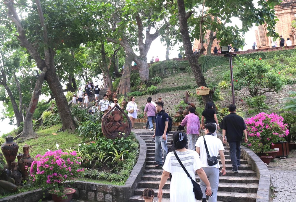 Khánh Hòa: Kích cầu để du lịch “cất cánh” vươn lên tầm cao mới - ảnh 7